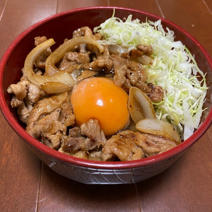 簡単❗️すき焼きのたれで生姜焼き丼